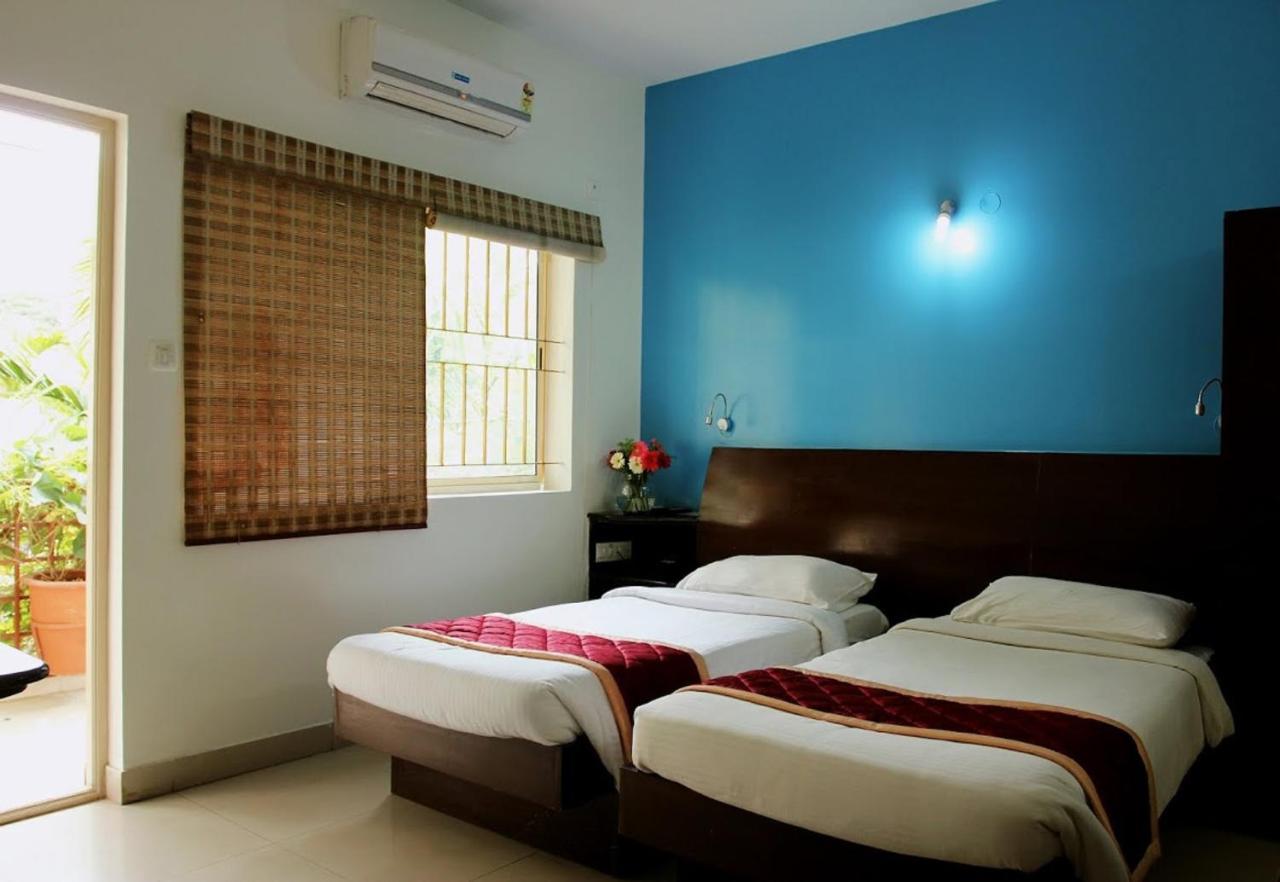 The Green Path Eco Hotel Bangalore Esterno foto