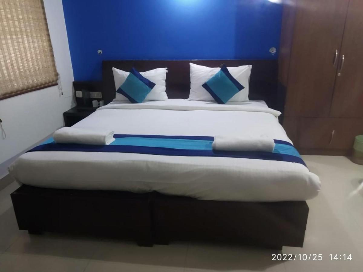 The Green Path Eco Hotel Bangalore Esterno foto