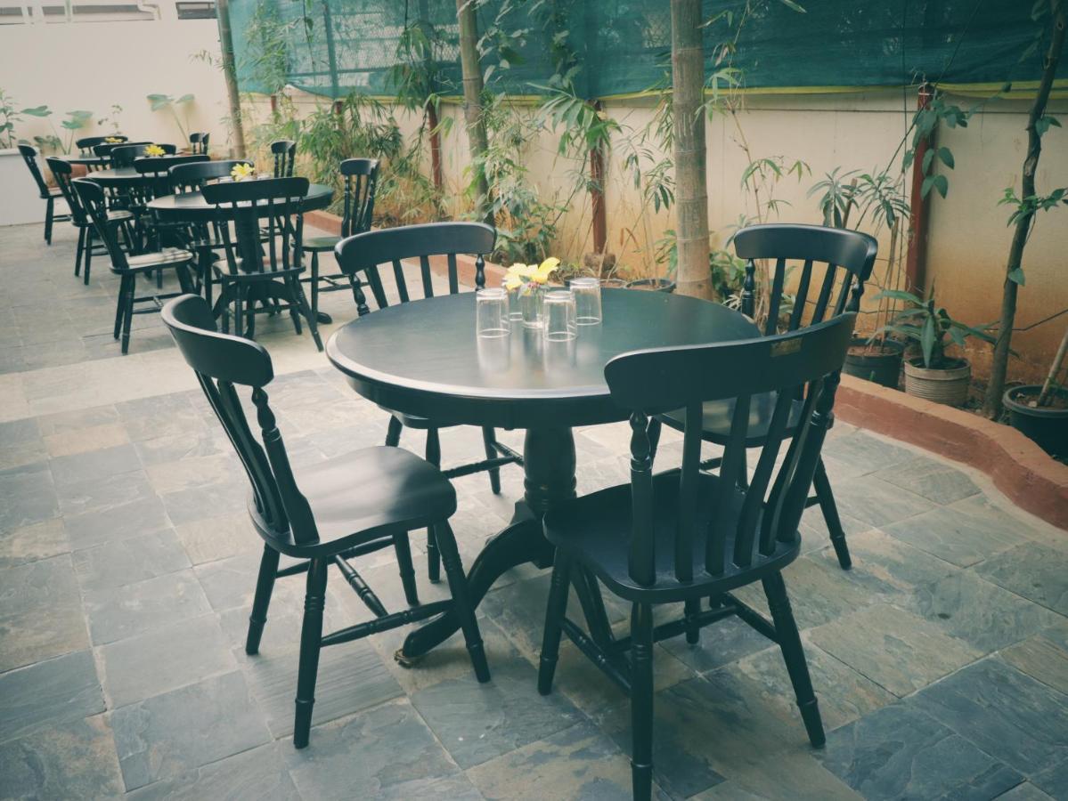 The Green Path Eco Hotel Bangalore Esterno foto
