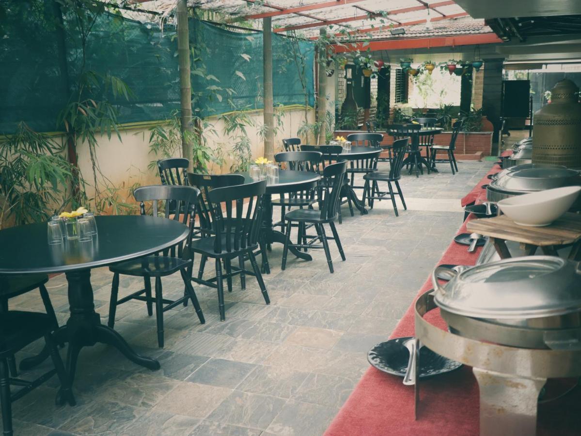 The Green Path Eco Hotel Bangalore Esterno foto