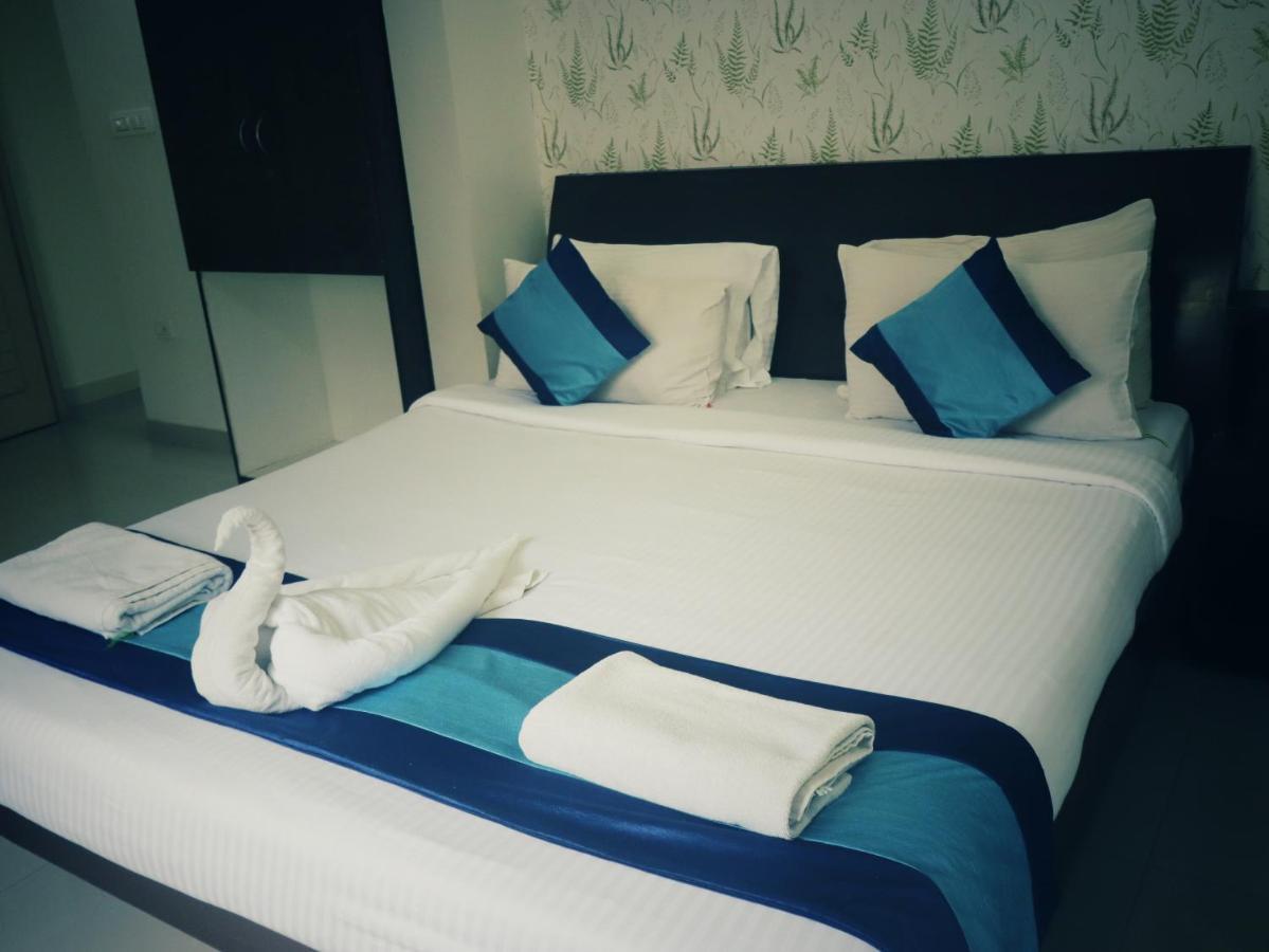 The Green Path Eco Hotel Bangalore Esterno foto